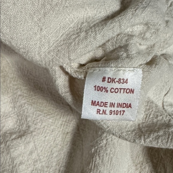 Solitaire Short Sleeve Top - Picture 8 of 9